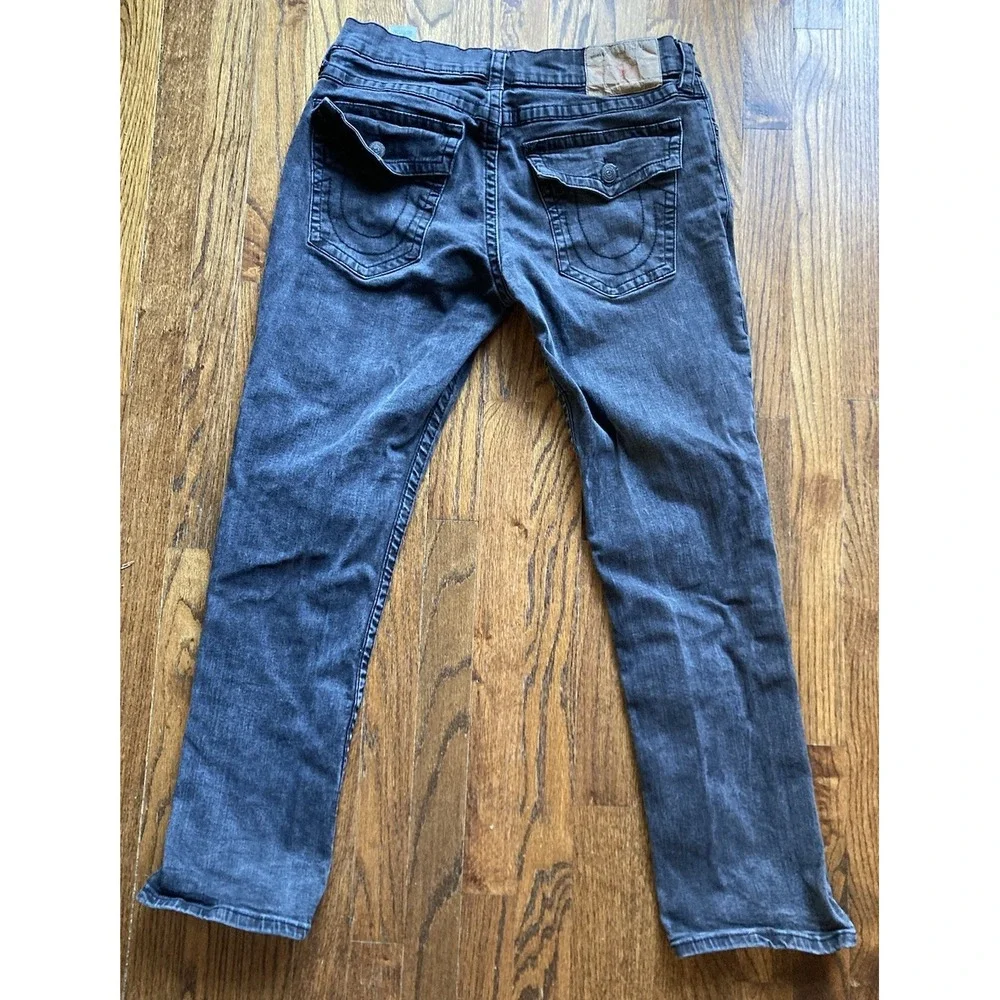 True Religion Jeans Mens 36x30 Black Ricky Relaxed Straight Pocket Flap Stretch - Picture 11 of 13